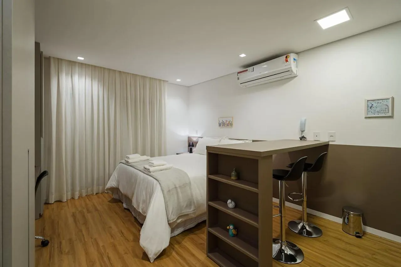 Bhomy Bela Vista Com Ac Proximo Centro Apm1610 Brazil